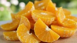 Boiling Orange Peels Fills Homes With a Winter Scent Store-Bought Candles Cannot Match