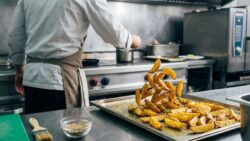 Not boiled, not dry: an 11 star chef’s trick for fast, ultra crispy baked potatoes