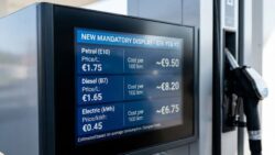 It’s official, and it’s good news: from February 12, gas stations will have to display this new mandatory information at the pump