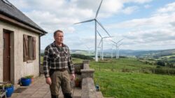 He moved to the countryside expecting peace and quiet, but a neighbor’s wind turbines ruined his view, raising the question of whether he can demand their removal