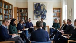 Here is the favorite color of people smarter than average